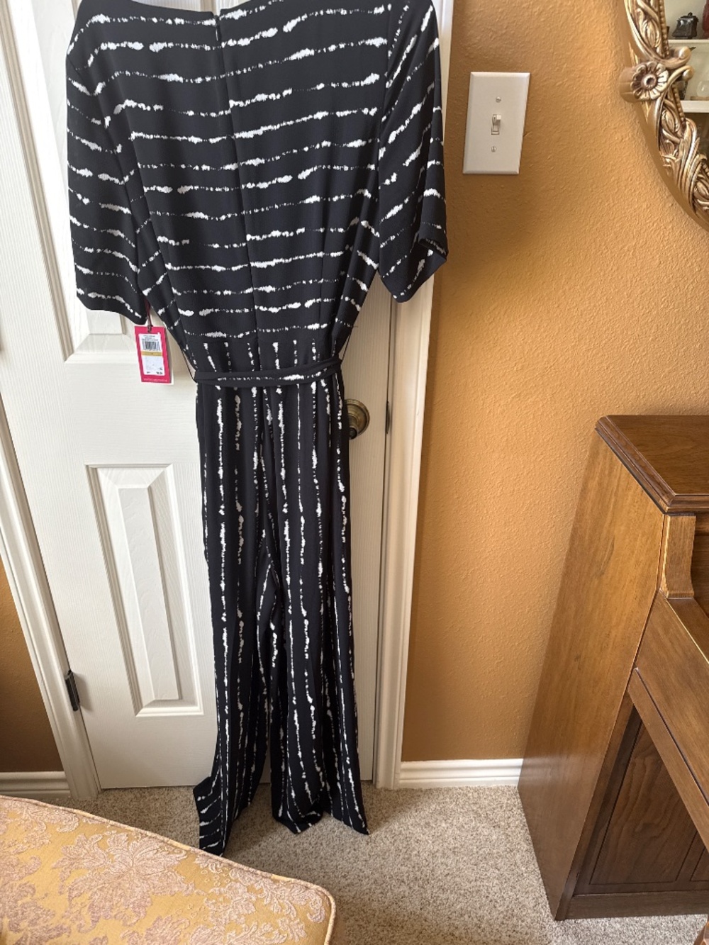 Jumpsuit - Picture 2 of 5